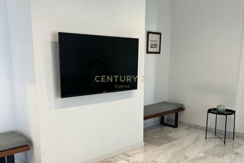 300m2 Commercial property in Limassol,  No. 54117 3