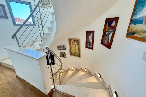 Вилла с 6 спальнями в Кония, Пафос,  № 54112 16