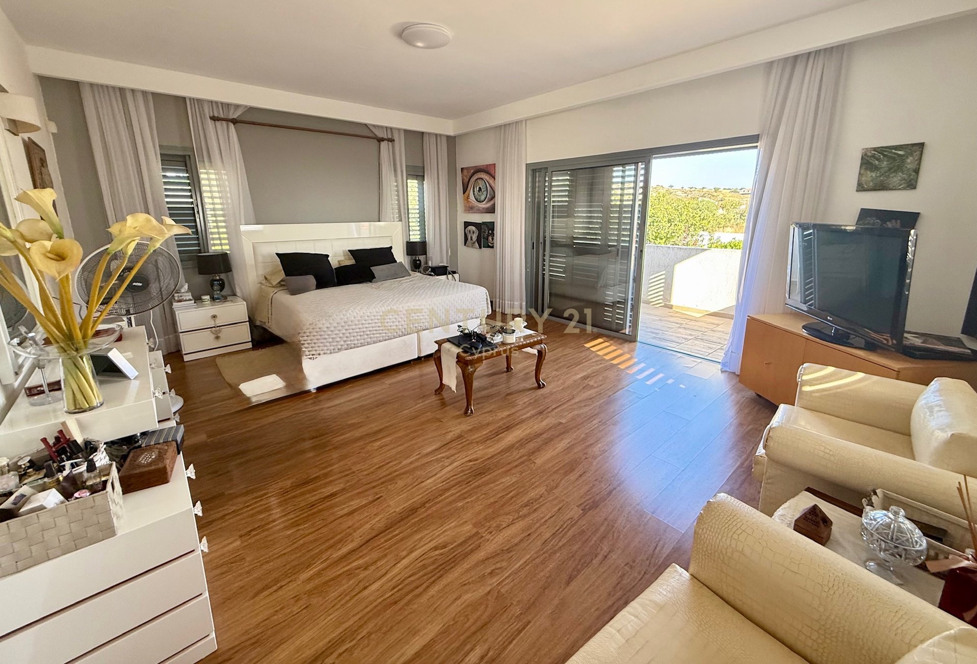 6 bedrooms Villa in Konia, Paphos, Cyprus No. 54112