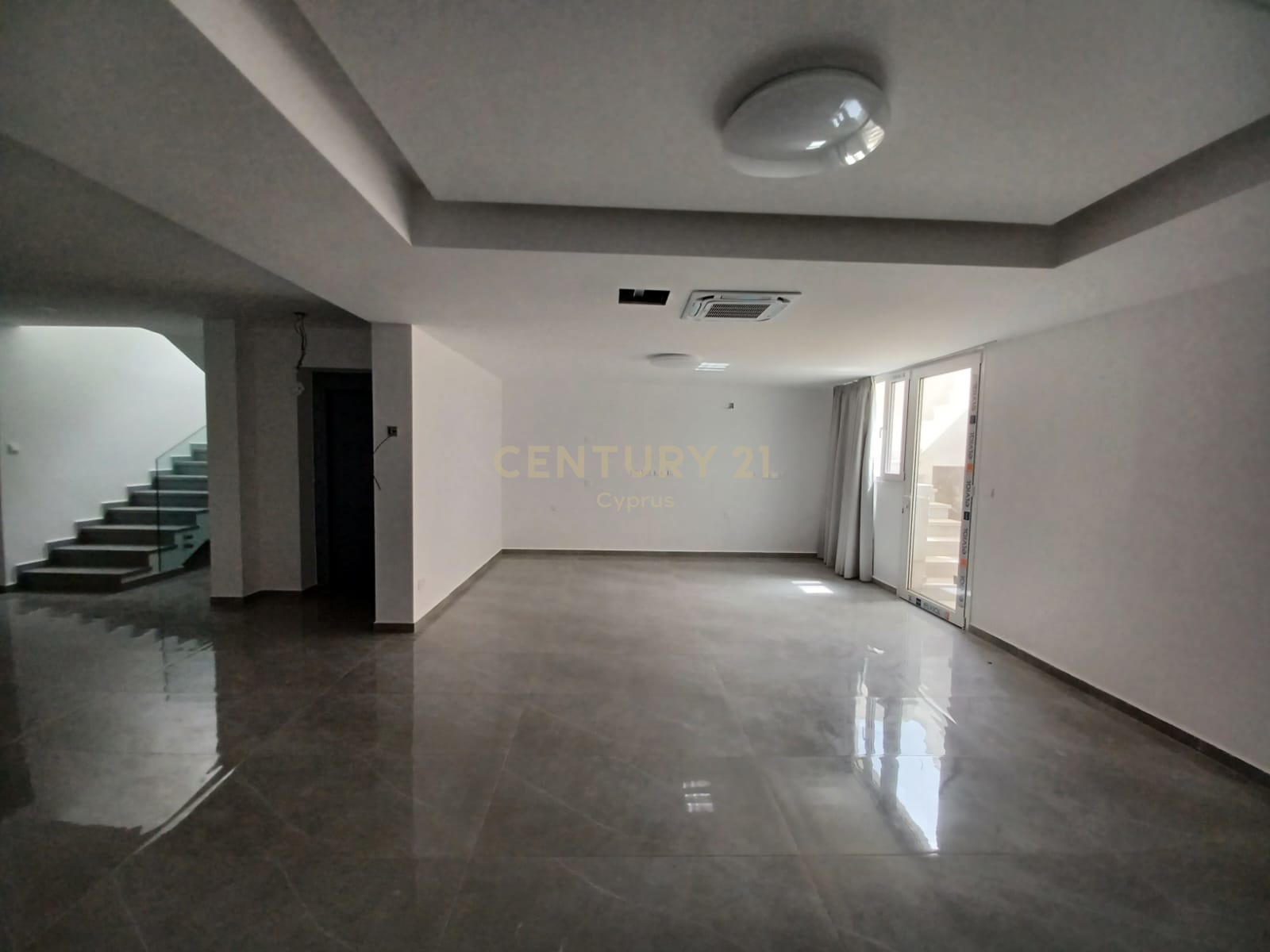 5 chambres Villa à Agios Tychonas, Limassol, Chypre No. 53381