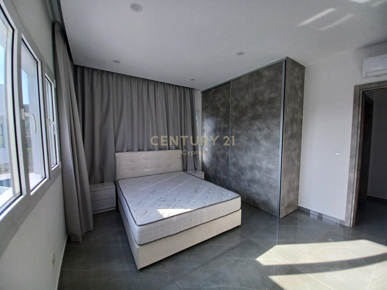 5 chambres Villa à Agios Tychonas, Limassol, Chypre No. 53381