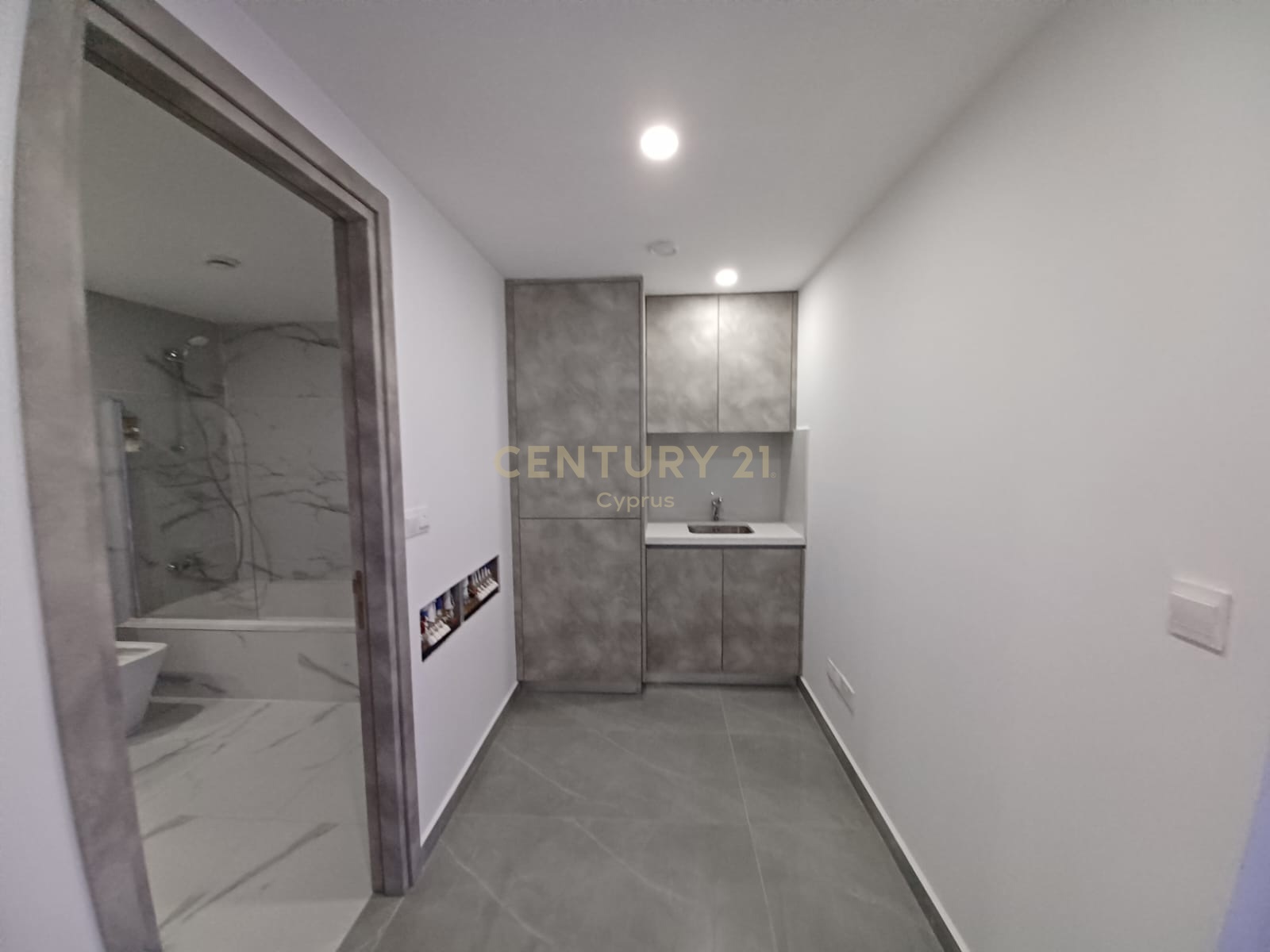5 chambres Villa à Agios Tychonas, Limassol, Chypre No. 53381