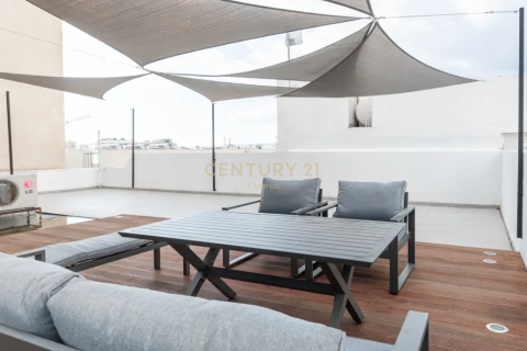 Офис 350м2 в Лимассол, Лимасол,  № 53385 3