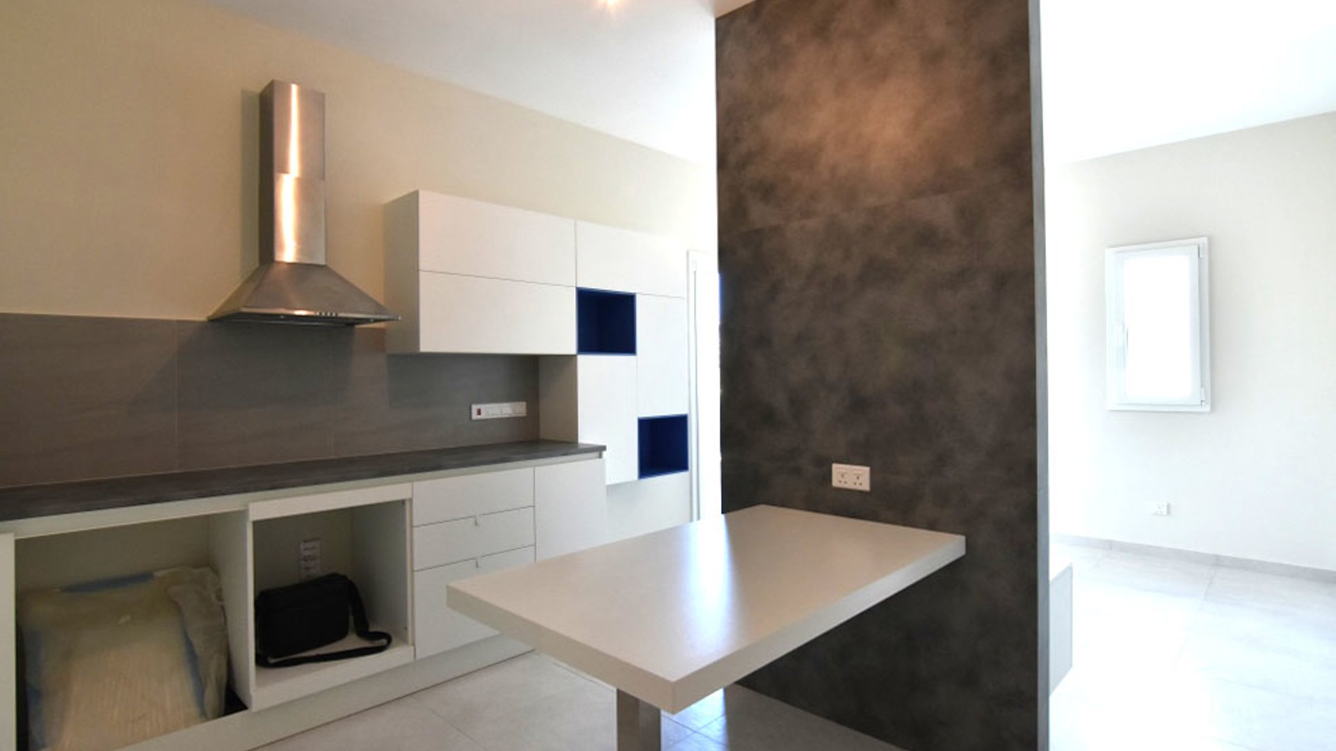 2 bedrooms Apartment in Limassol, Cyprus No. 28140