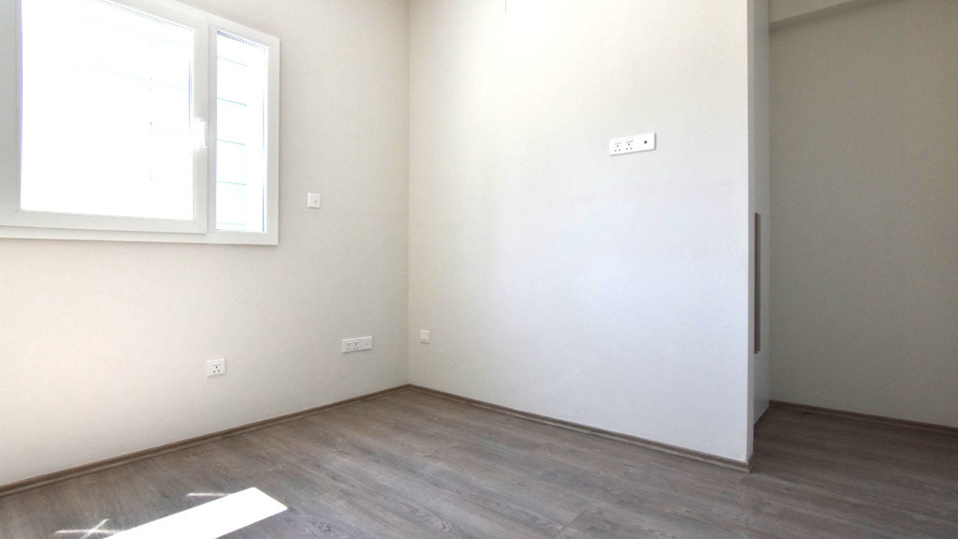 2 bedrooms Apartment in Limassol, Cyprus No. 28140