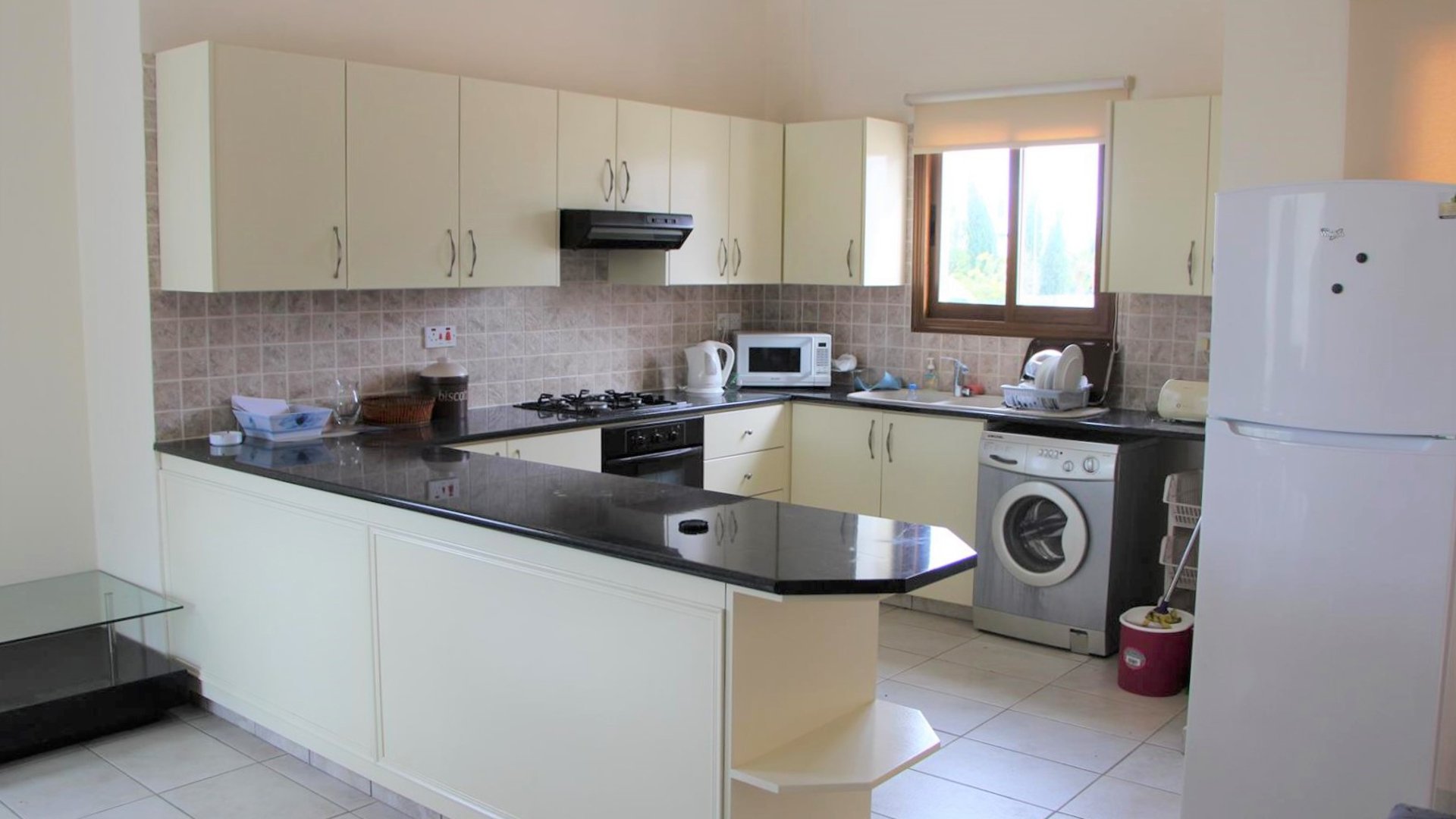 562m2 Commercial property in Polis, Paphos, Cyprus No. 28139