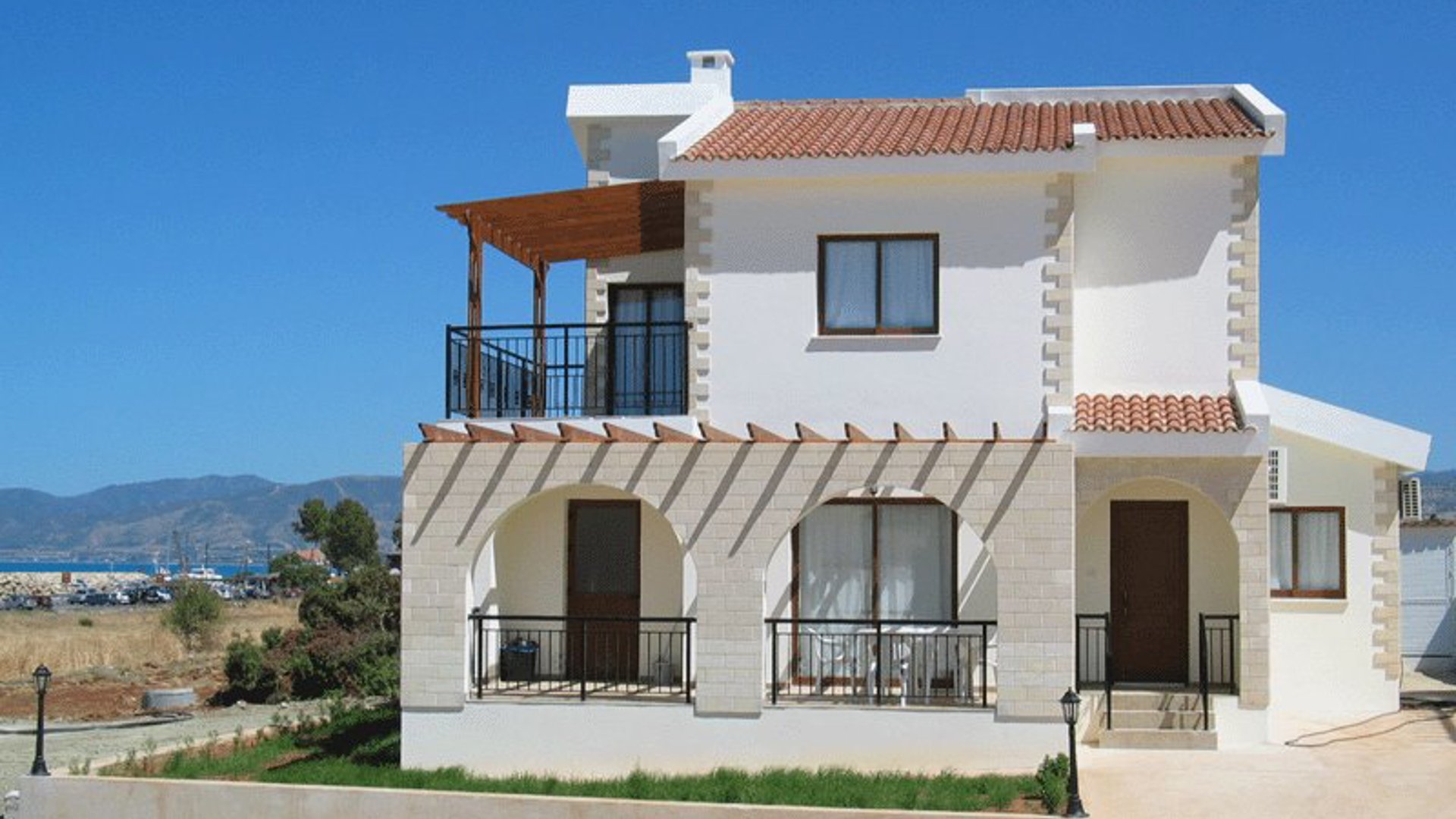 562m2 Commercial property in Polis, Paphos, Cyprus No. 28139