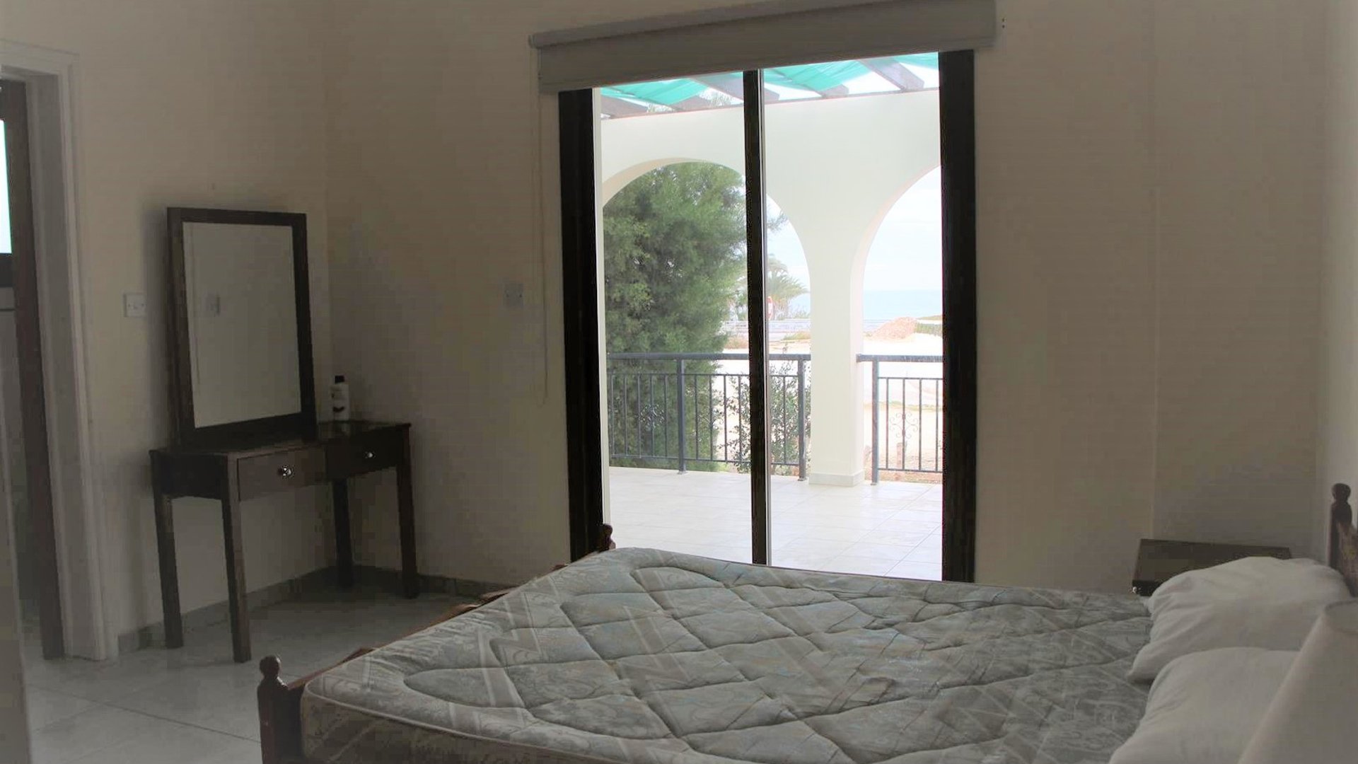 562m2 Commercial property in Polis, Paphos, Cyprus No. 28139