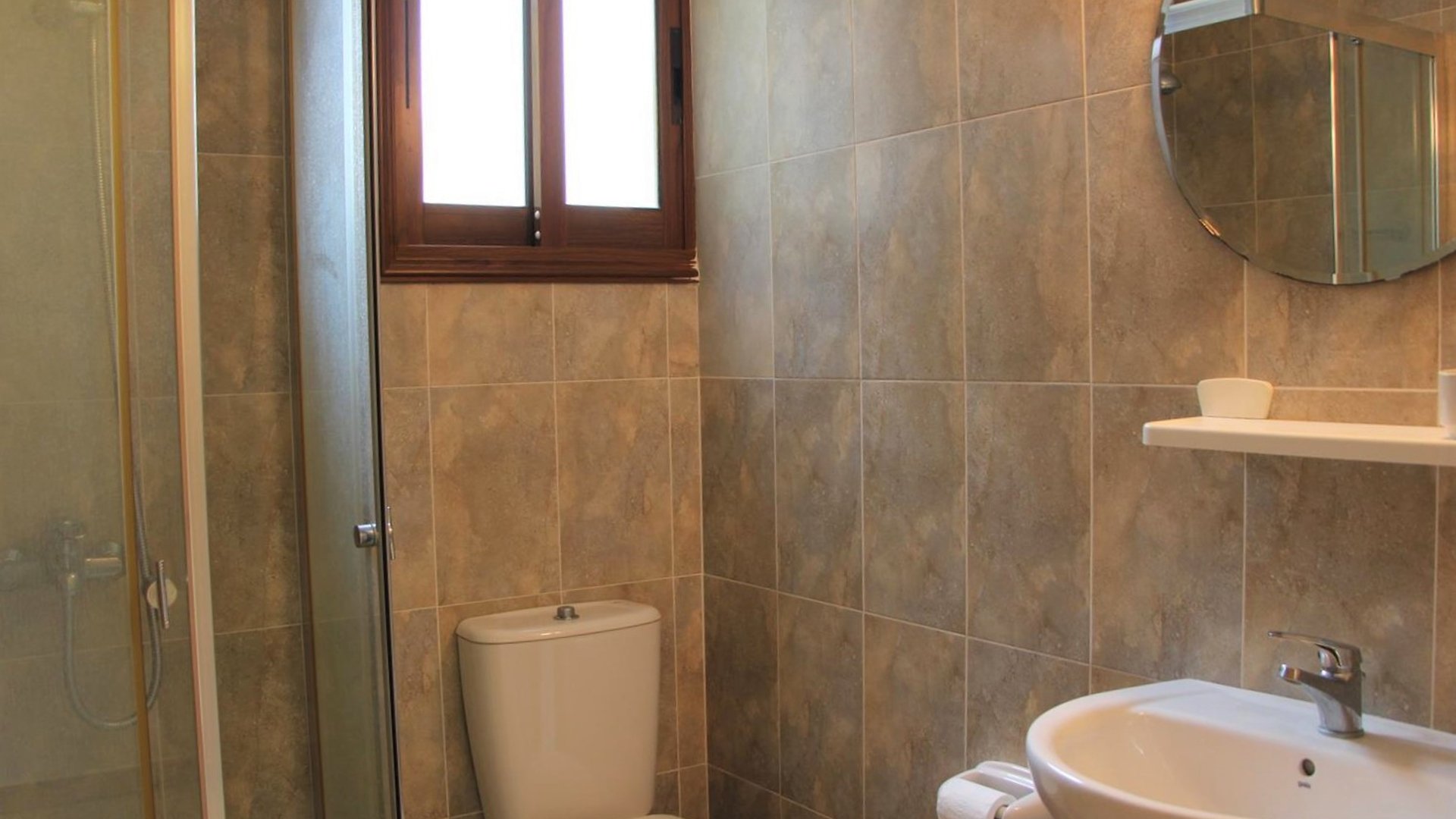 562m2 Commercial property in Polis, Paphos, Cyprus No. 28139