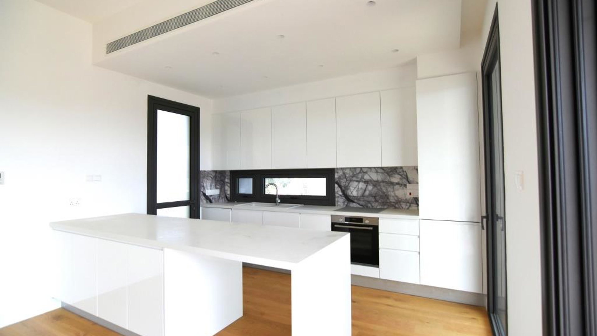 4 bedrooms Penthouse in Papas, Limassol, Cyprus No. 28138
