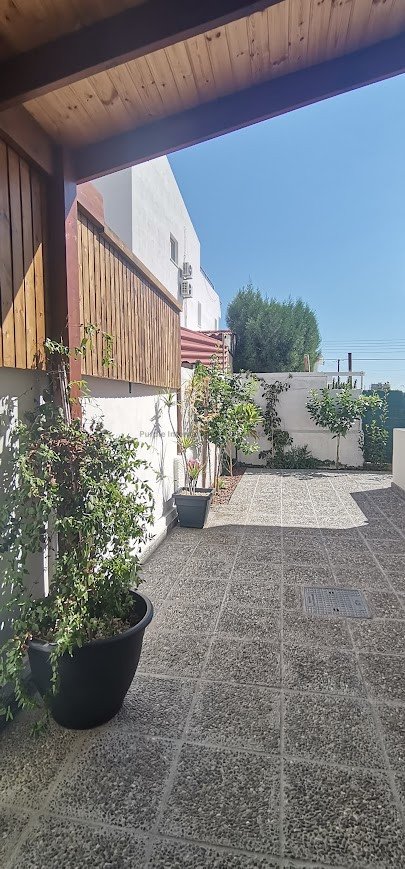 3 bedrooms Bungalow in Larnaca, Larnaka, Cyprus No. 51983
