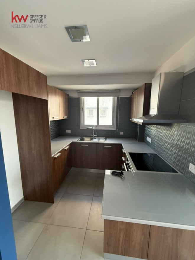 Квартира с 2 спальнями в Ларнака, Кипр № 39776