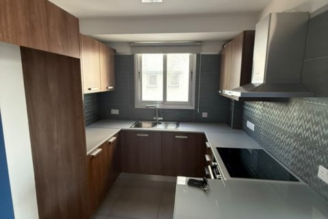 2 bedrooms Apartment in Larnaca, Larnaka,  No. 39776 4