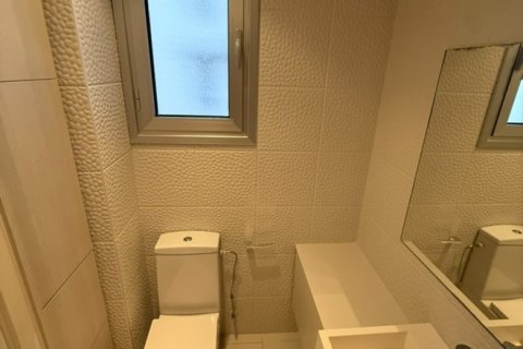 2 bedrooms Apartment in Larnaca, Larnaka,  No. 39776 2