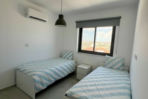 2 bedrooms Apartment in Larnaca, Larnaka, No. 39775 13