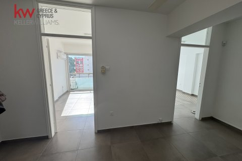 3 habitaciones Oficina en Larnaca, Larnaka,  No. 39778 9