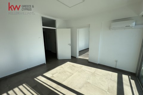 3 habitaciones Oficina en Larnaca, Larnaka,  No. 39778 3
