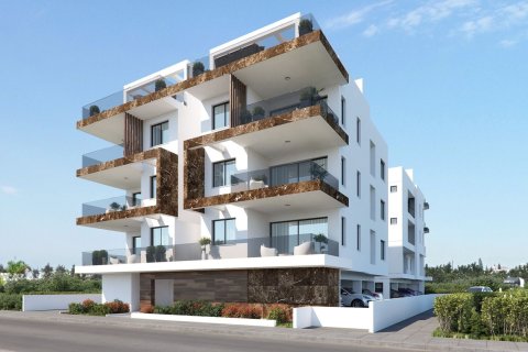 492m2 Commercial property in Livadia, Larnaka, No. 44975