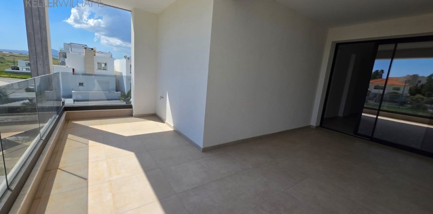 2 bedrooms Apartment in Larnaka,  No. 51256