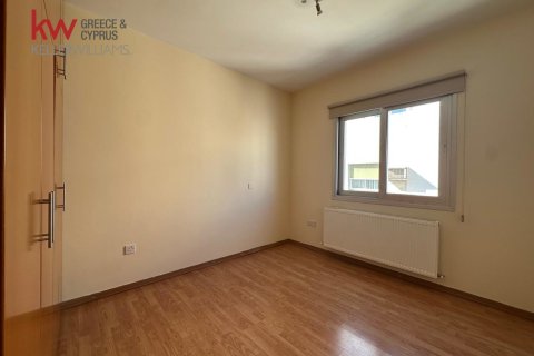 Квартира с 3 спальнями в Строволос, Никосия,  № 51253 11