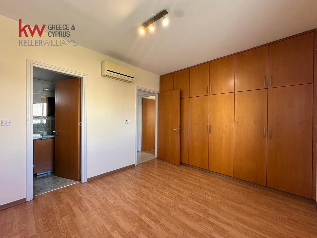3 dormitorios Apartamento en Strovolos, Nicosia, Chipre No. 51253