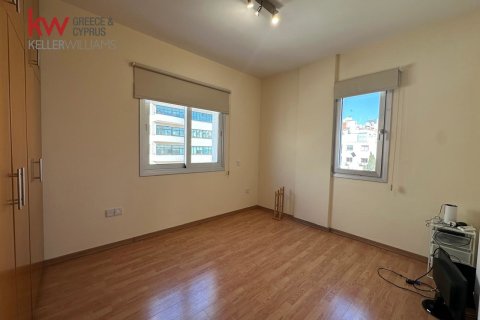 Квартира с 3 спальнями в Строволос, Никосия,  № 51253 10