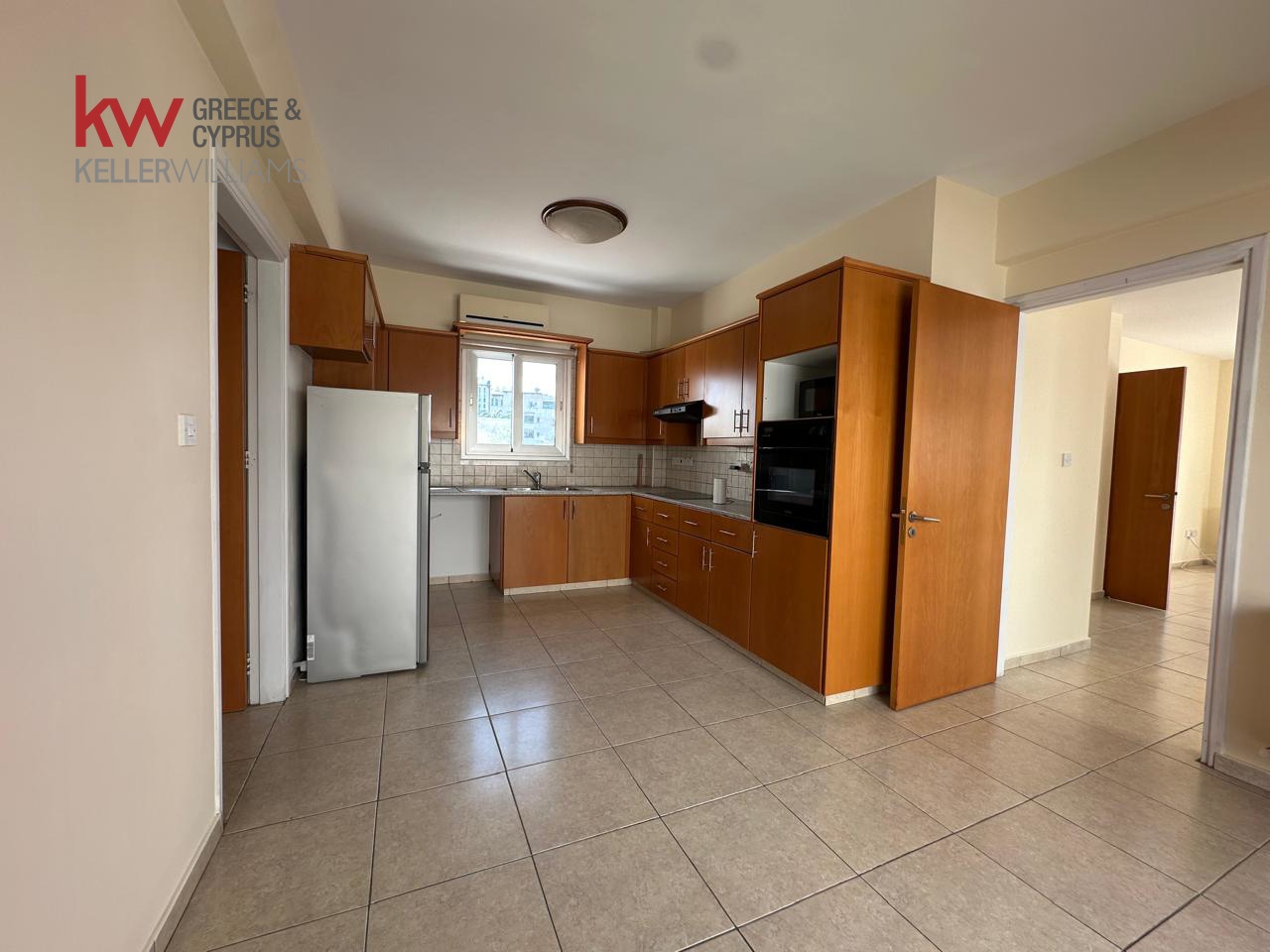 3 dormitorios Apartamento en Strovolos, Nicosia, Chipre No. 51253