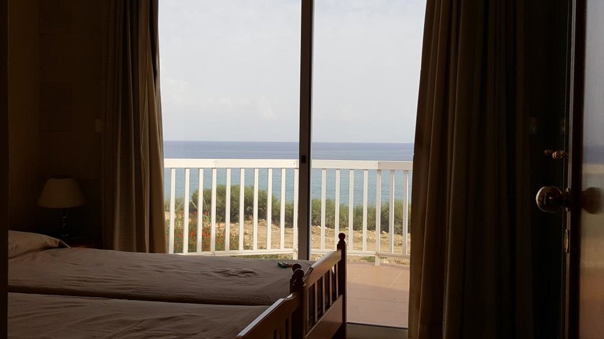5 bedrooms Villa in Pernera, Ammochostos, Cyprus No. 25683