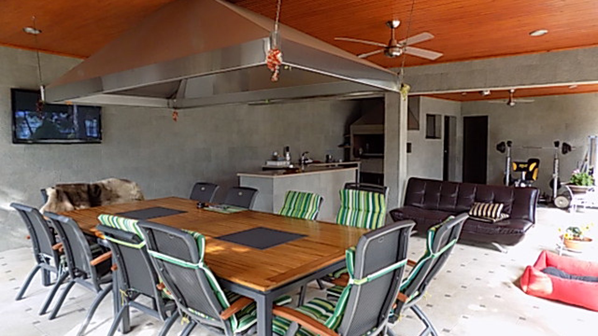 4 bedrooms Villa in Moniatis, Limassol, Cyprus No. 25684