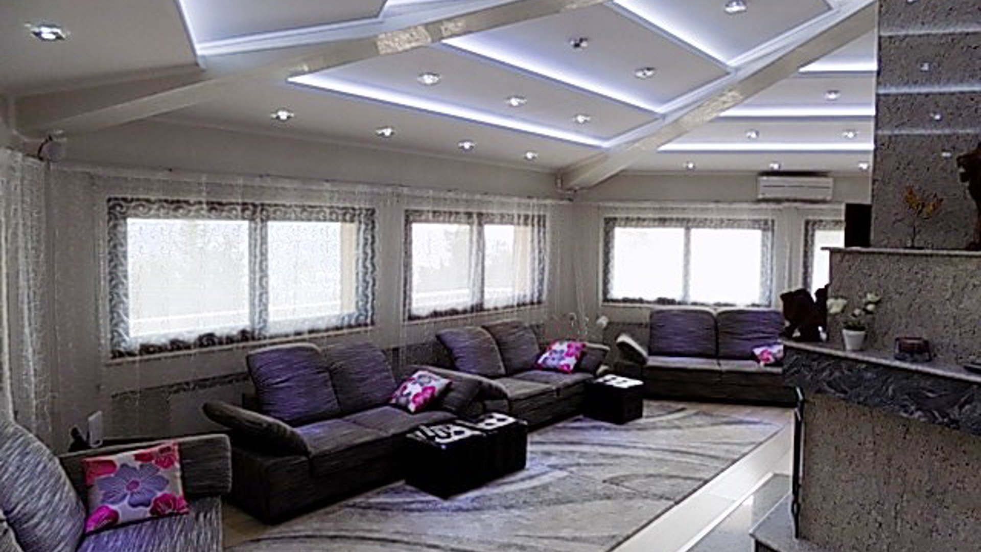4 bedrooms Villa in Moniatis, Limassol, Cyprus No. 25684