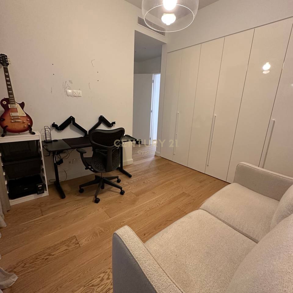 4 bedrooms Apartment in Germasogeia, Limassol, Cyprus No. 55626