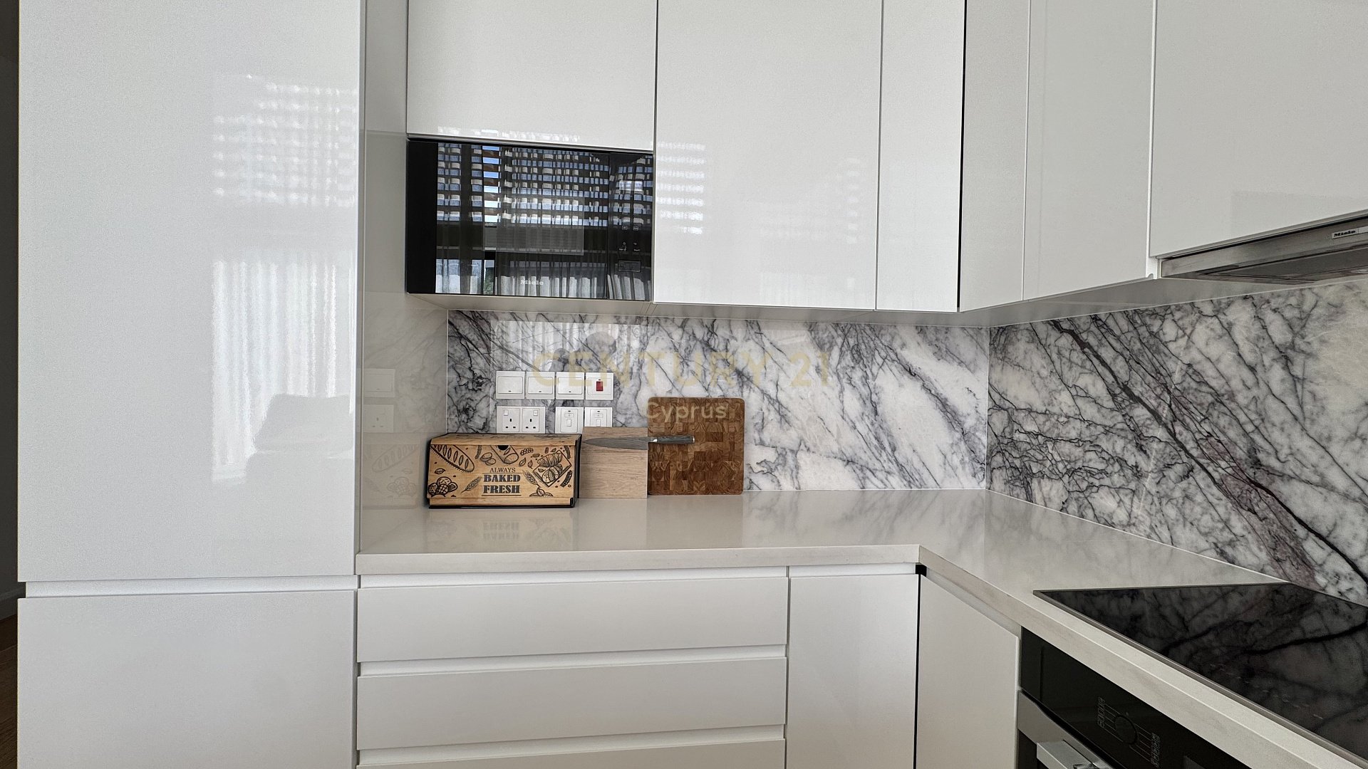 4 bedrooms Apartment in Germasogeia, Limassol, Cyprus No. 55626
