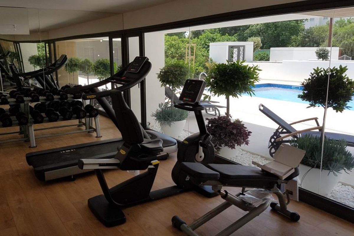 Coastal Park Residence in Limassol, Cyprus No. 7138