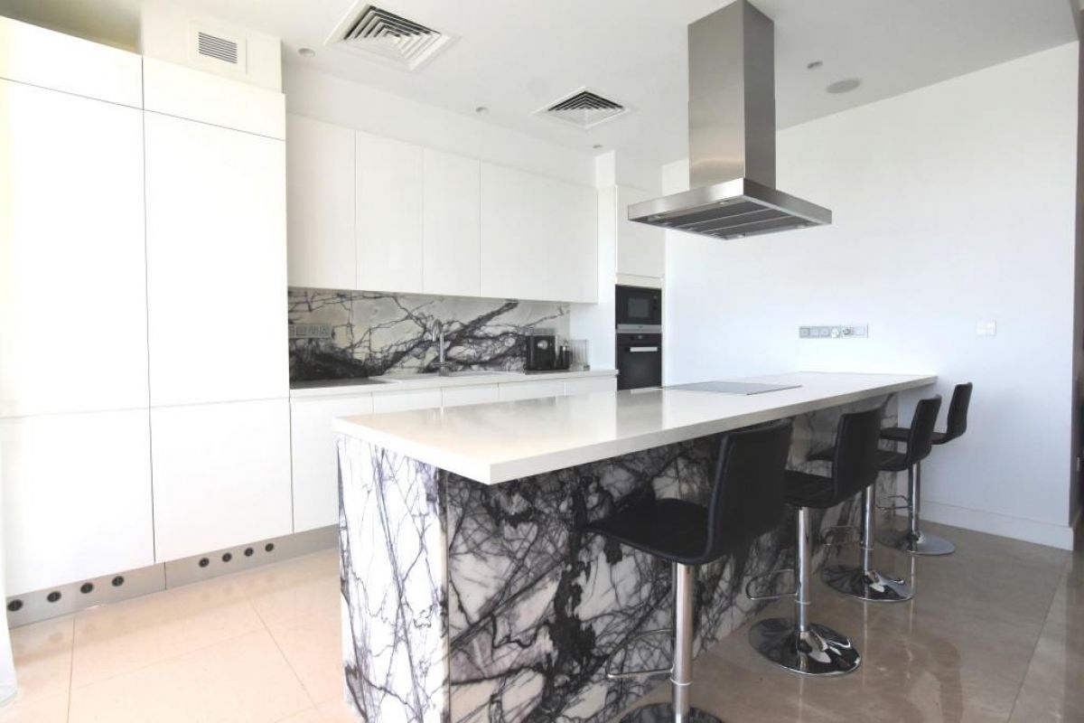 Coastal Park Residence in Limassol, Cyprus No. 7138