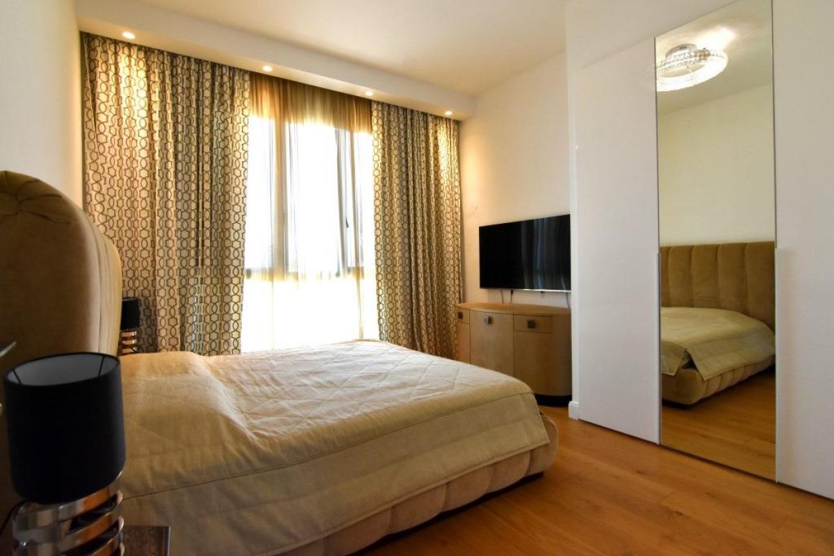 Coastal Park Residence in Limassol, Cyprus No. 7138