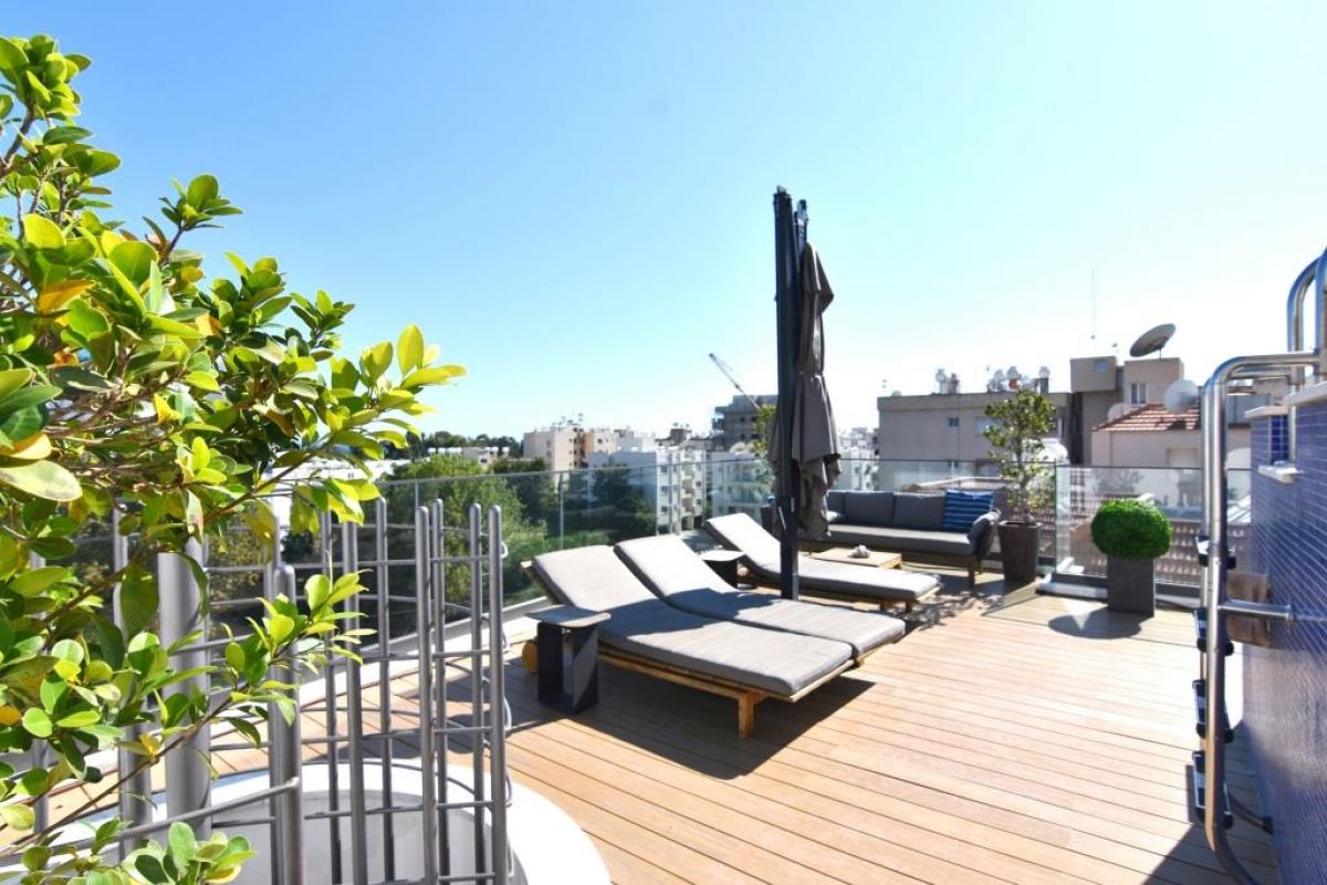 Coastal Park Residence in Limassol, Cyprus No. 7138