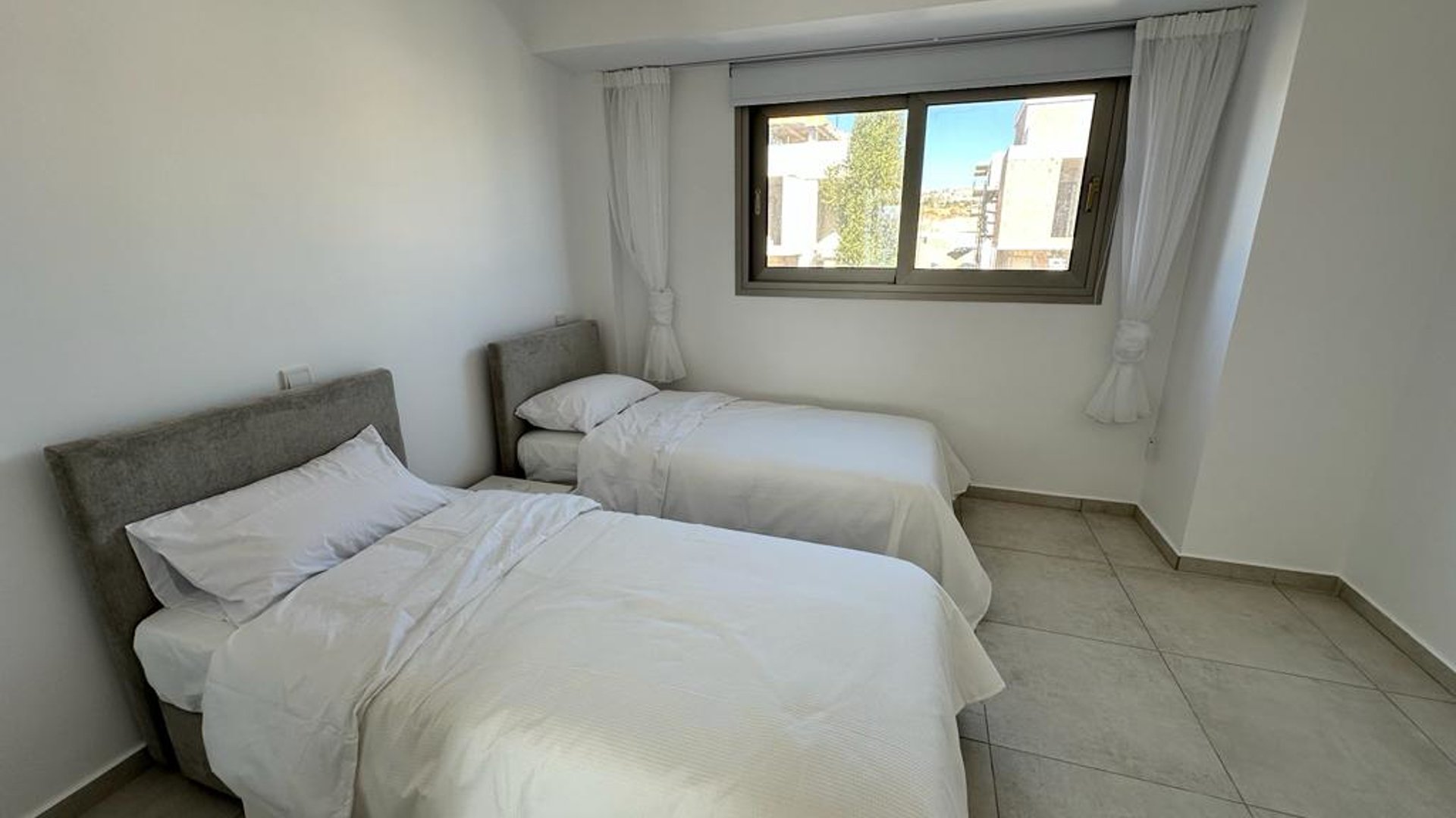 2 bedrooms Townhouse in Geroskípou, Paphos, Cyprus No. 27074
