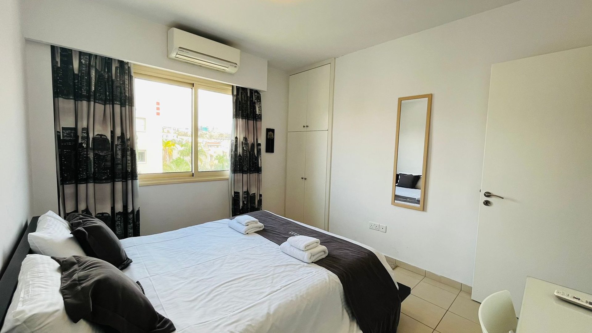 2 bedrooms Apartment in Paphos, Cyprus No. 27075