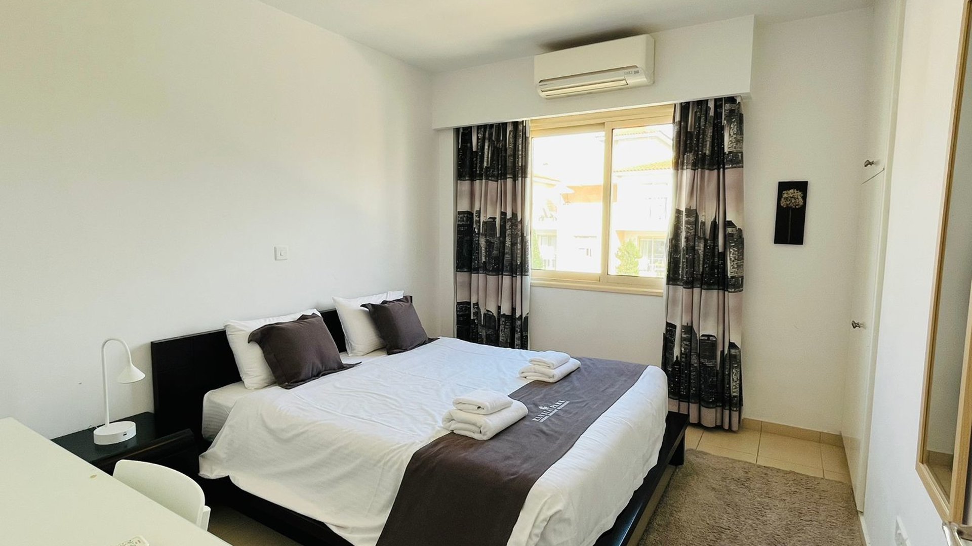 2 bedrooms Apartment in Paphos, Cyprus No. 27075