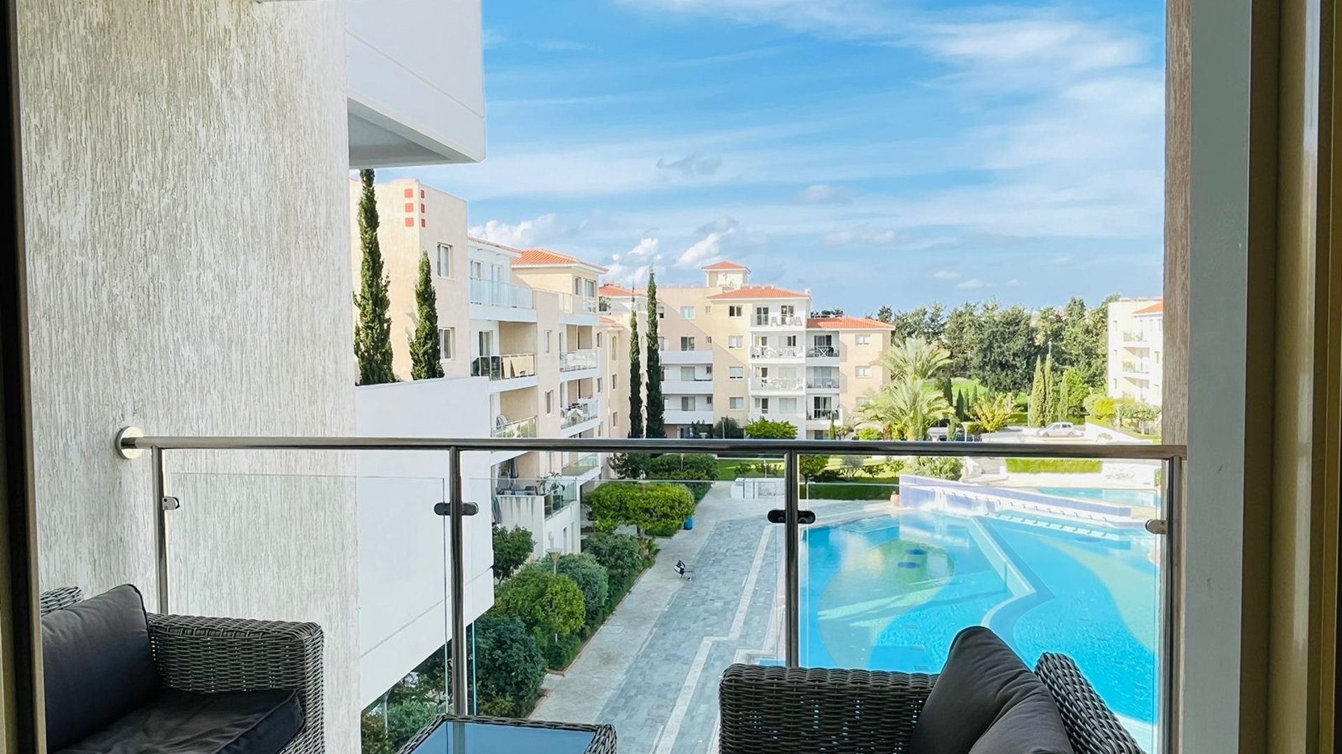 2 bedrooms Apartment in Paphos, Cyprus No. 27075