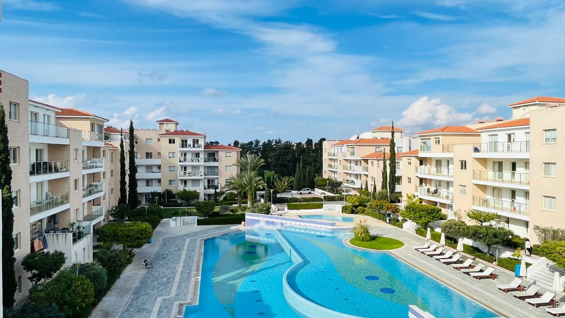 2 bedrooms Apartment in Paphos, Cyprus No. 27075