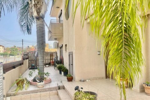 3 dormitorios Villa en Kolossi, Limassol,  No. 55183 2