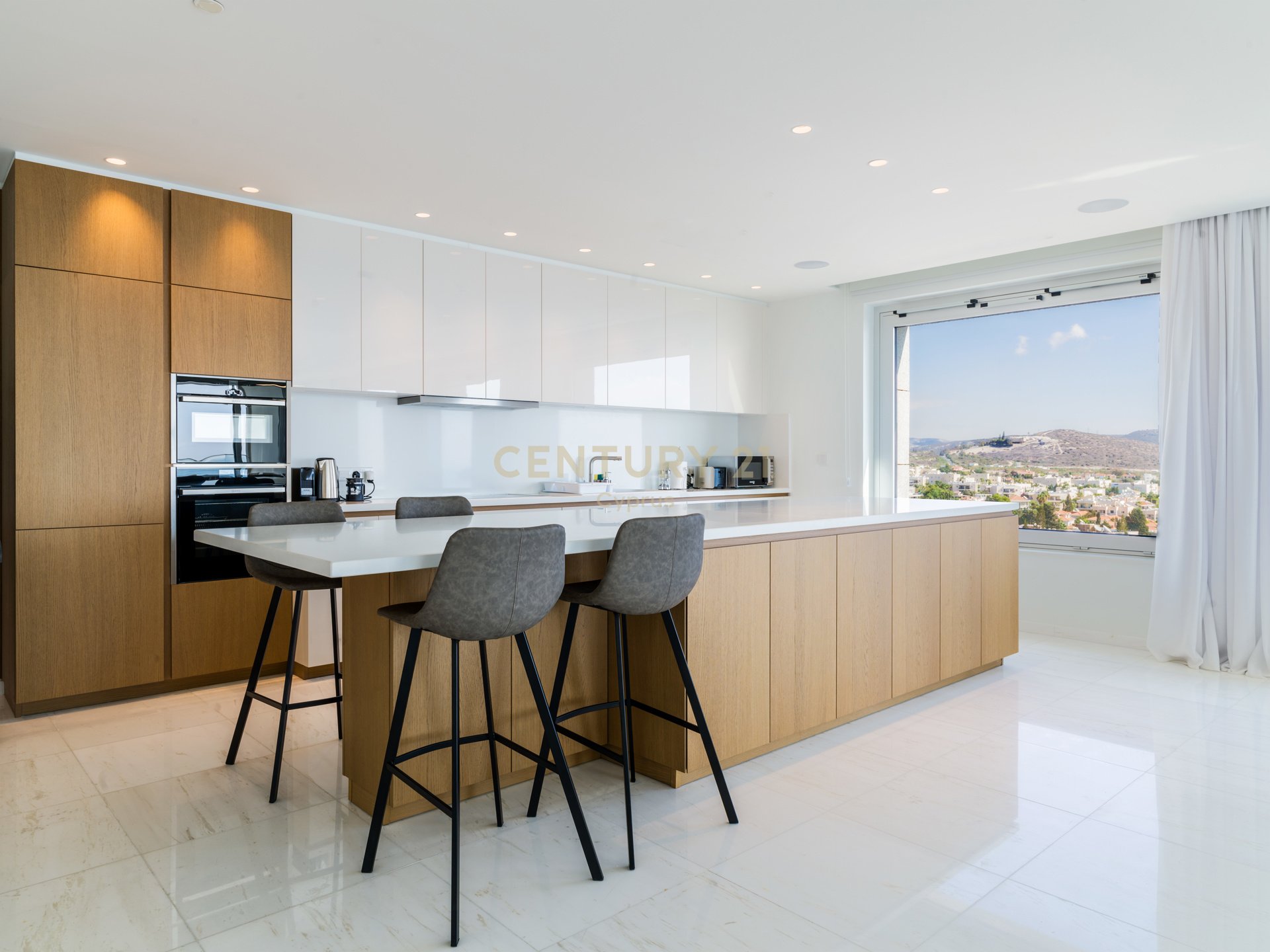3 bedrooms Apartment in Pyrgos, Limassol, Cyprus No. 55184
