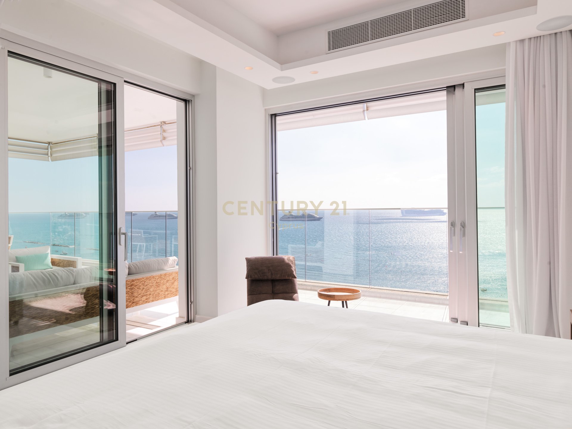 3 bedrooms Apartment in Pyrgos, Limassol, Cyprus No. 55184