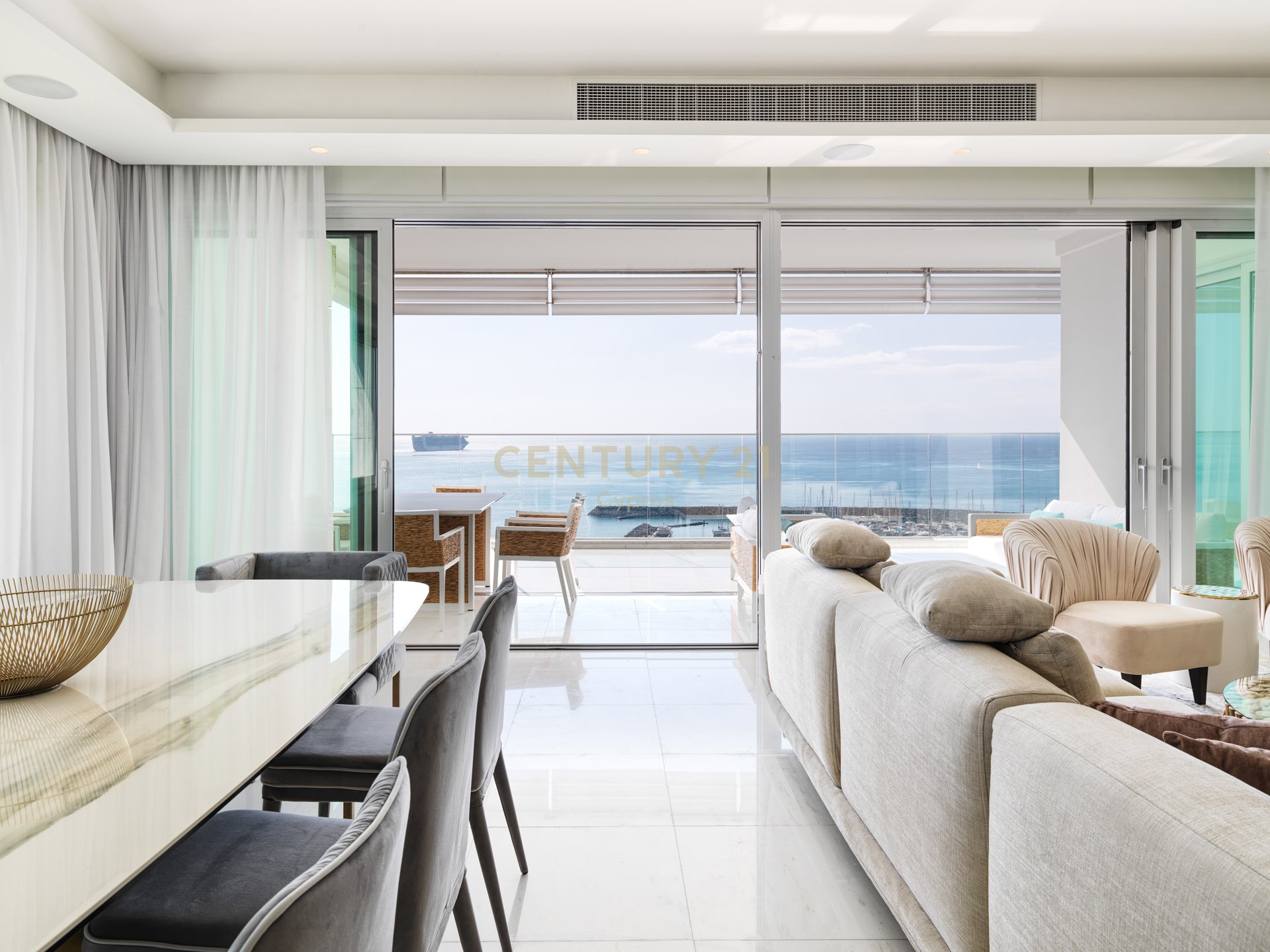 3 bedrooms Apartment in Pyrgos, Limassol, Cyprus No. 55184