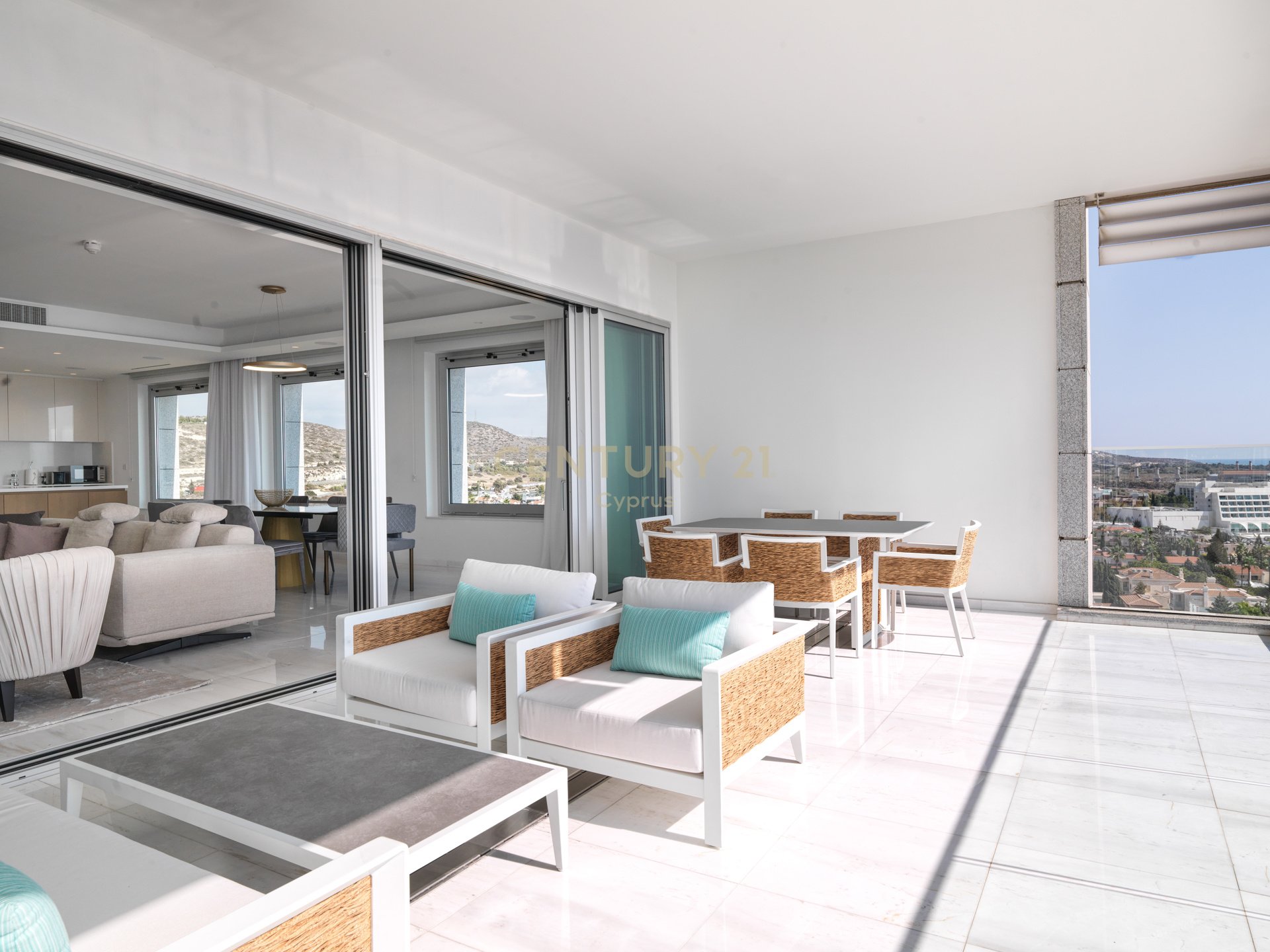 3 bedrooms Apartment in Pyrgos, Limassol, Cyprus No. 55184