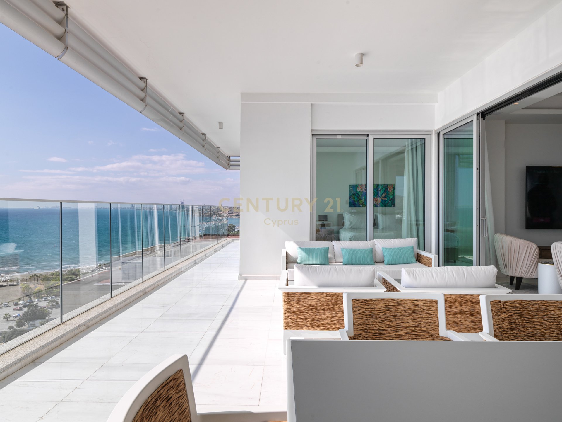 3 bedrooms Apartment in Pyrgos, Limassol, Cyprus No. 55184