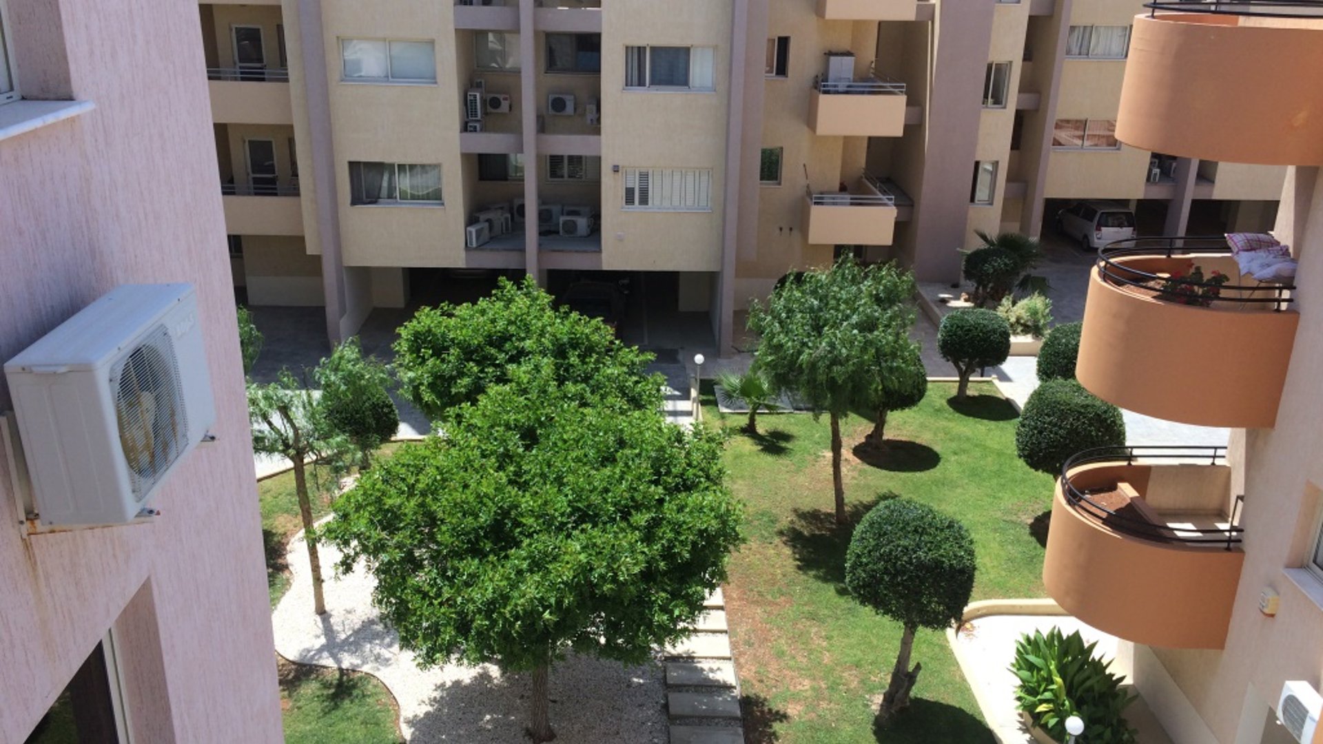 3 bedrooms Apartment in Limassol, Cyprus No. 31748