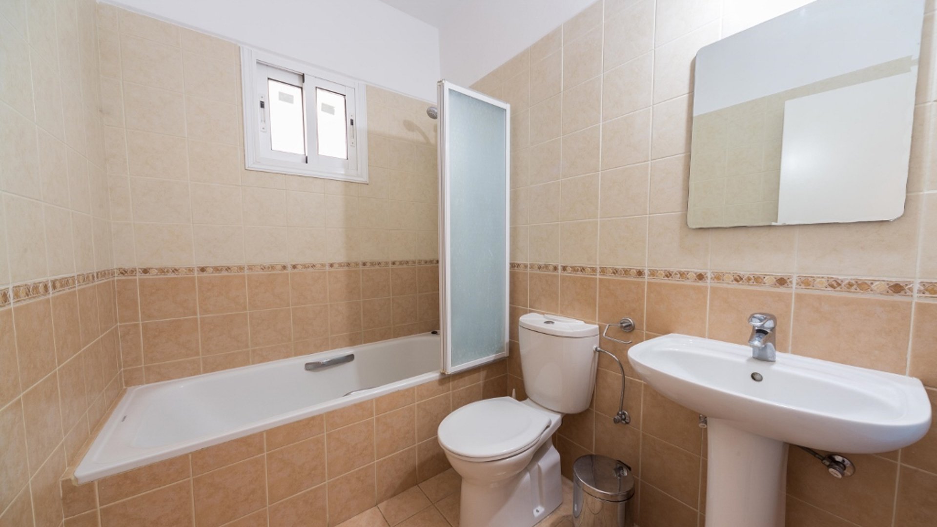 2 bedrooms Apartment in Limassol, Cyprus No. 31747