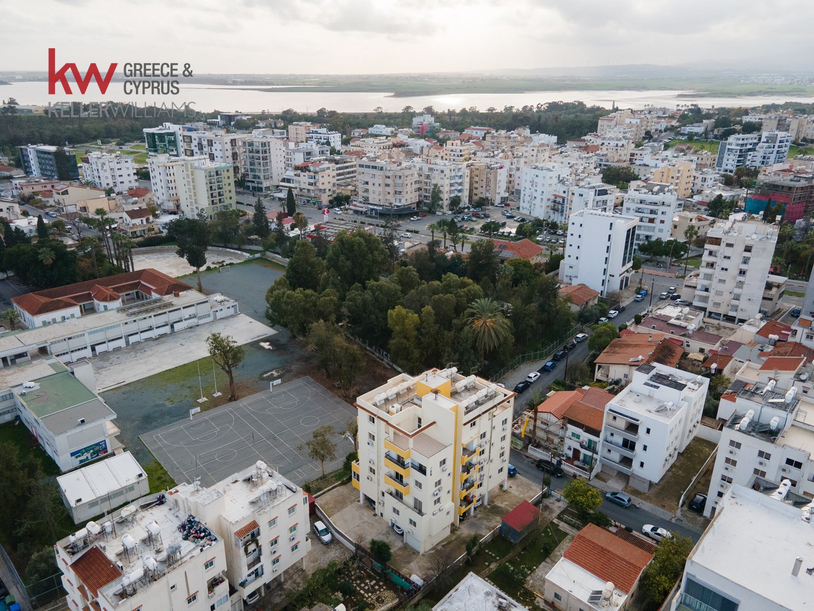 2 bedrooms Apartment in Larnaca, Larnaka, Cyprus No. 39740